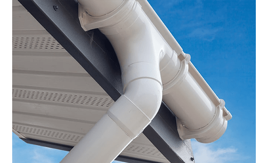 スムーズな作業できれいな雨樋へ! スムーズな作業できれいな雨樋へ!